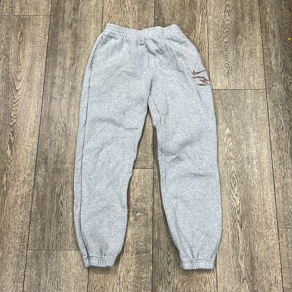 Nike Elite Pants (Logo came off)